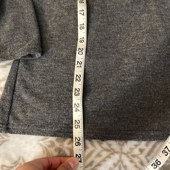 Gray zipper back top❤️ - Picture 3 of 4